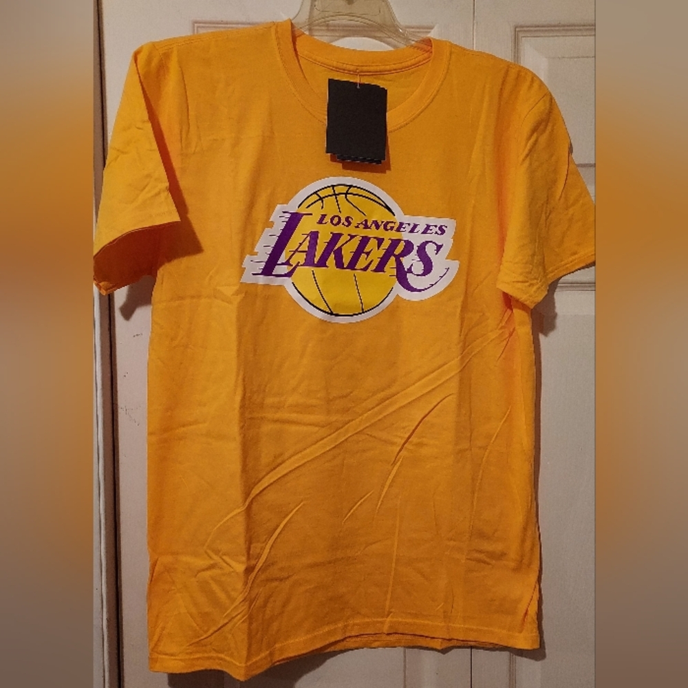 Los Angeles Lakers LeBron James 6  Large Graphic T Shirt NBA Fanatics Yellow Old
